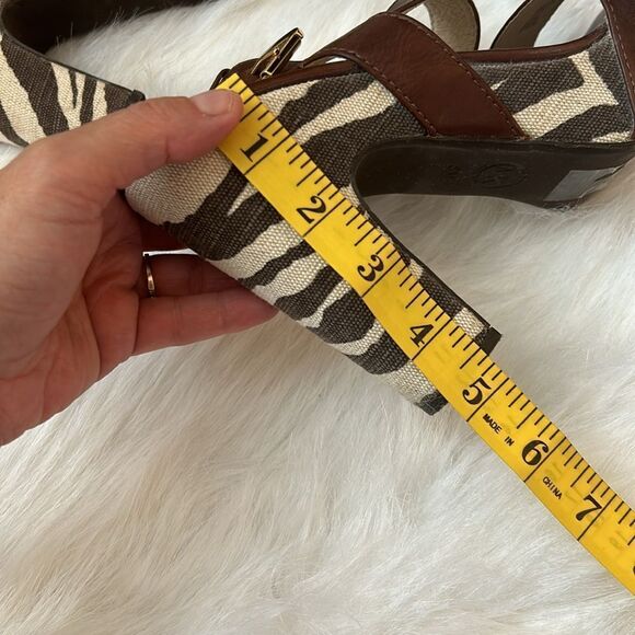 Michael Kors Ivana Mocha Zebra Animal Print Canvas Platform Sandals Heels 8.5 - Picture 8 of 10